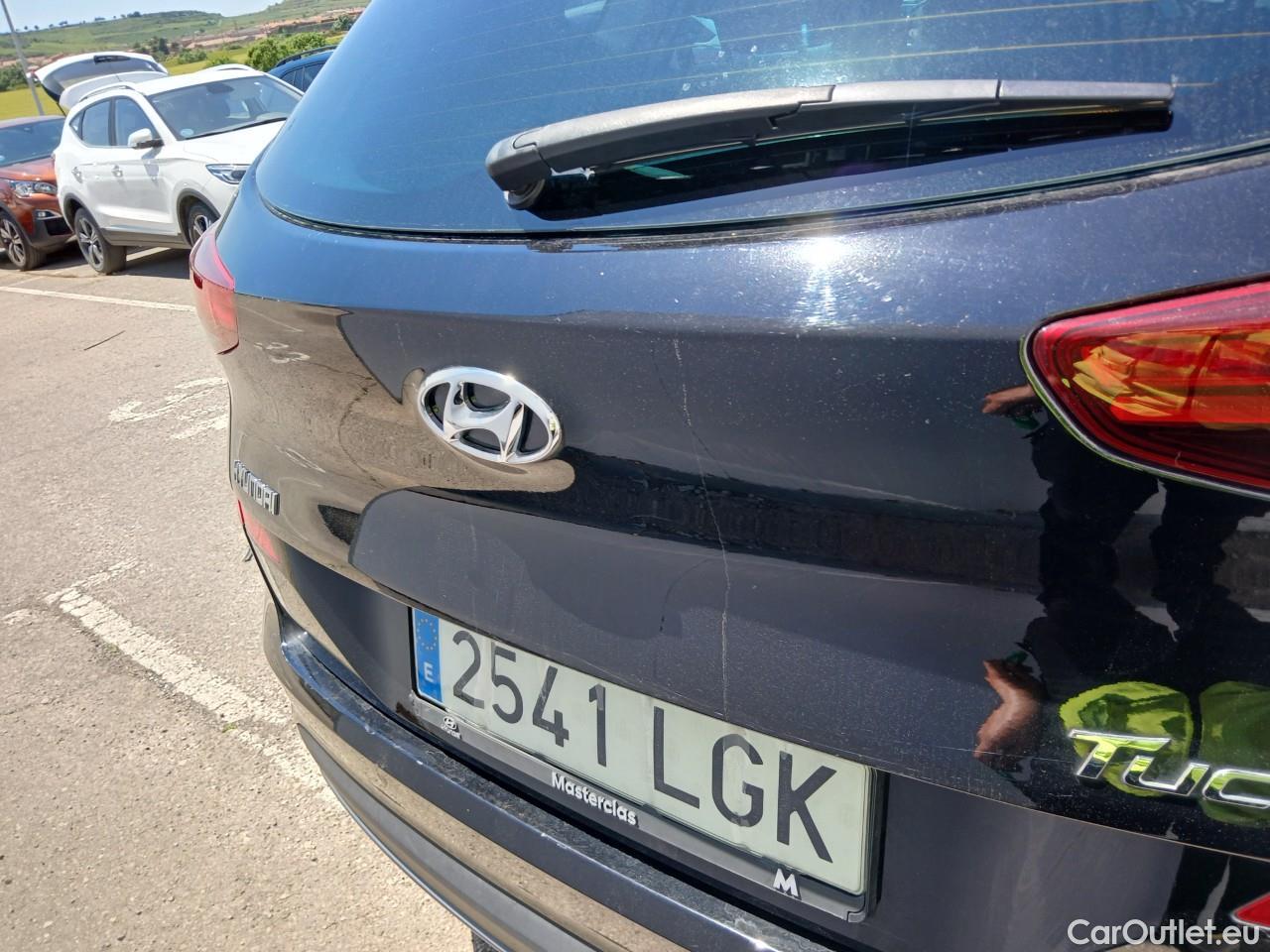  Hyundai  Tucson HYUNDAI  / 2018 / 5P / todoterreno 1.6 CRDI 100kW (136CV) 48V N-Line X 4X2 #18