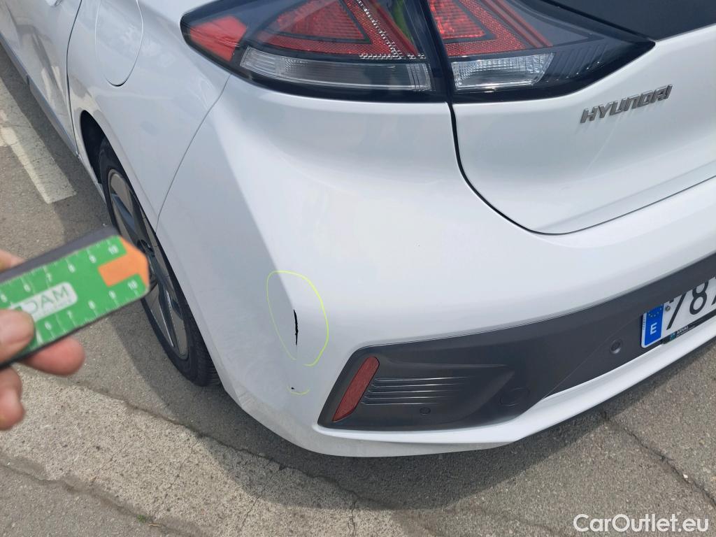  Hyundai   Ioniq HYUNDAI / 2019 / 5P / berlina con portón 1.6 GDI HEV Tecno DCT #18