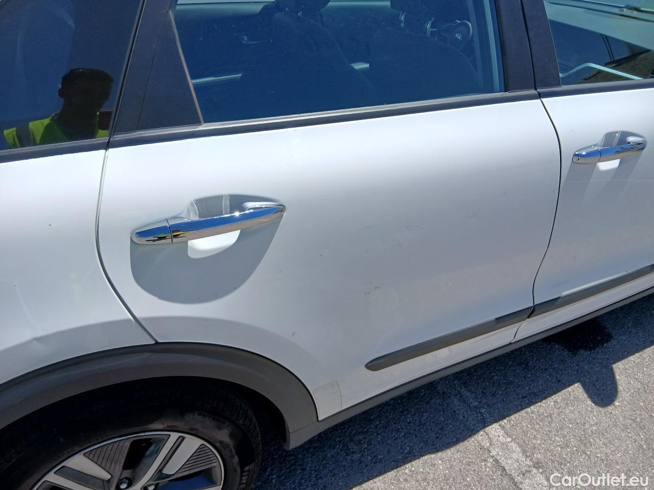  KIA  Niro KIA  / 2019 / 5P / crossover 1.6 GDi HEV 104kW (141CV) Drive #29