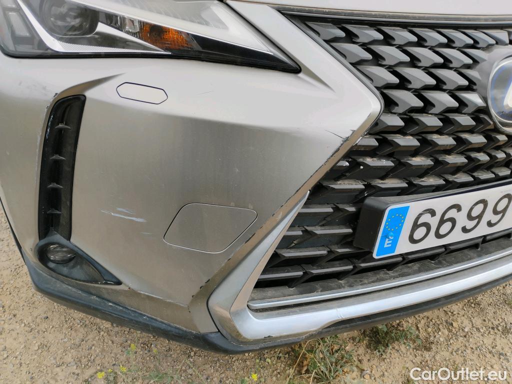  Lexus  UX LEXUS  / 2018 / 5P / todoterreno 2.0 250h Business Navigation (CX) #29