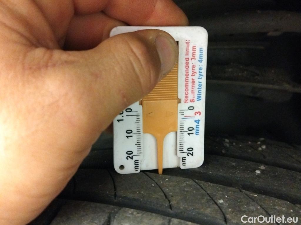  Bmw  X1 BMW  / 2019 / 5P / todoterreno sDrive18dA Corporate #16