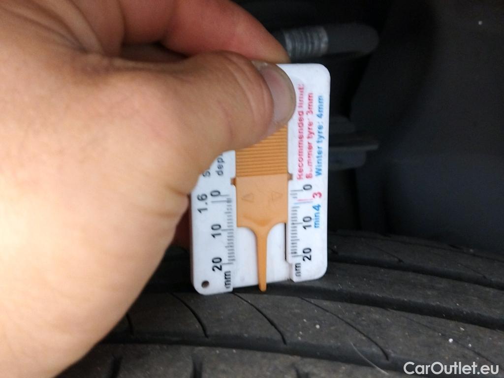  Bmw  X1 BMW  / 2019 / 5P / todoterreno sDrive18dA Corporate #18