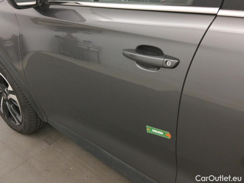  DS  DS7 DS DS 7 Crossback / 2017 / 5P / todoterreno BlueHDi DE 96kW (130CV) Auto. CHIC (AC) #17