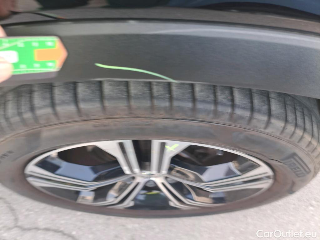  Volvo  XC 40 VOLVO XC40 / 2017 / 5P / todoterreno 1.5 T4 Twin Recharge Inscription Ex Auto #47