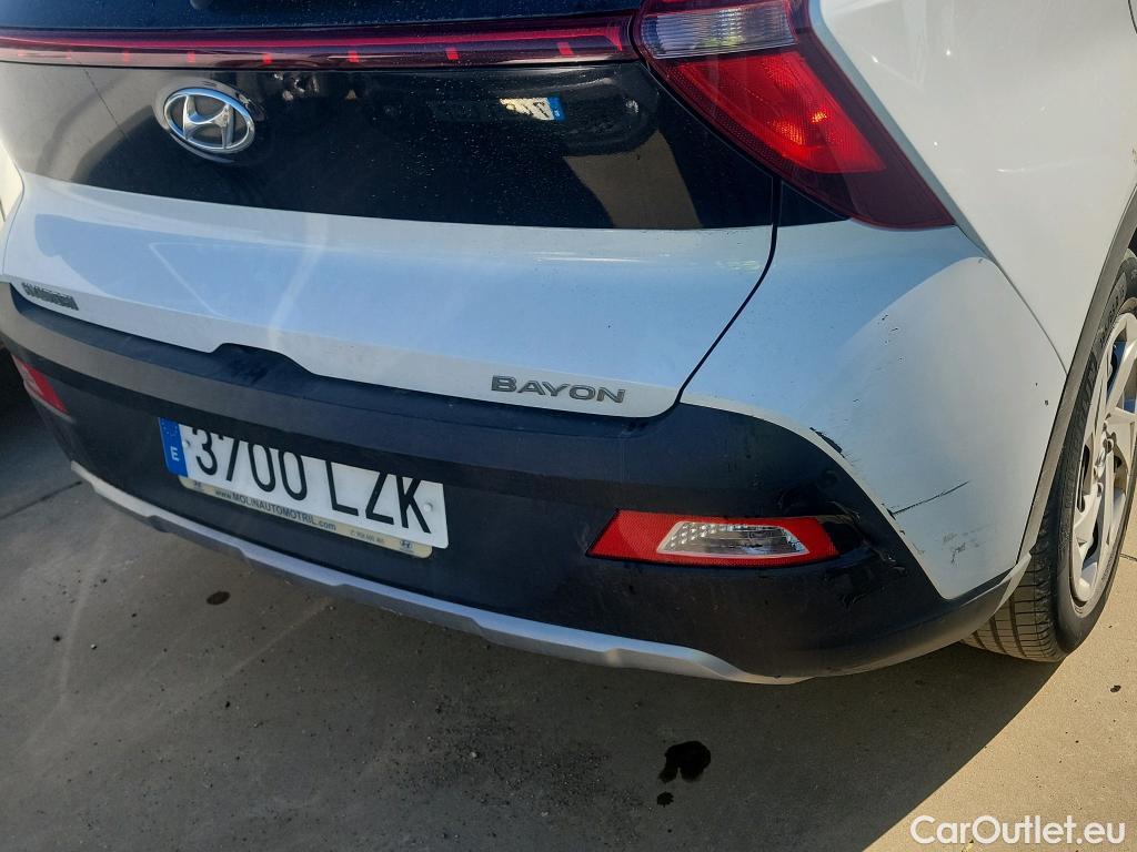  Hyundai  Bayon HYUNDAI  / 2021 / 5P / todoterreno 1.2 MPI Essence #14