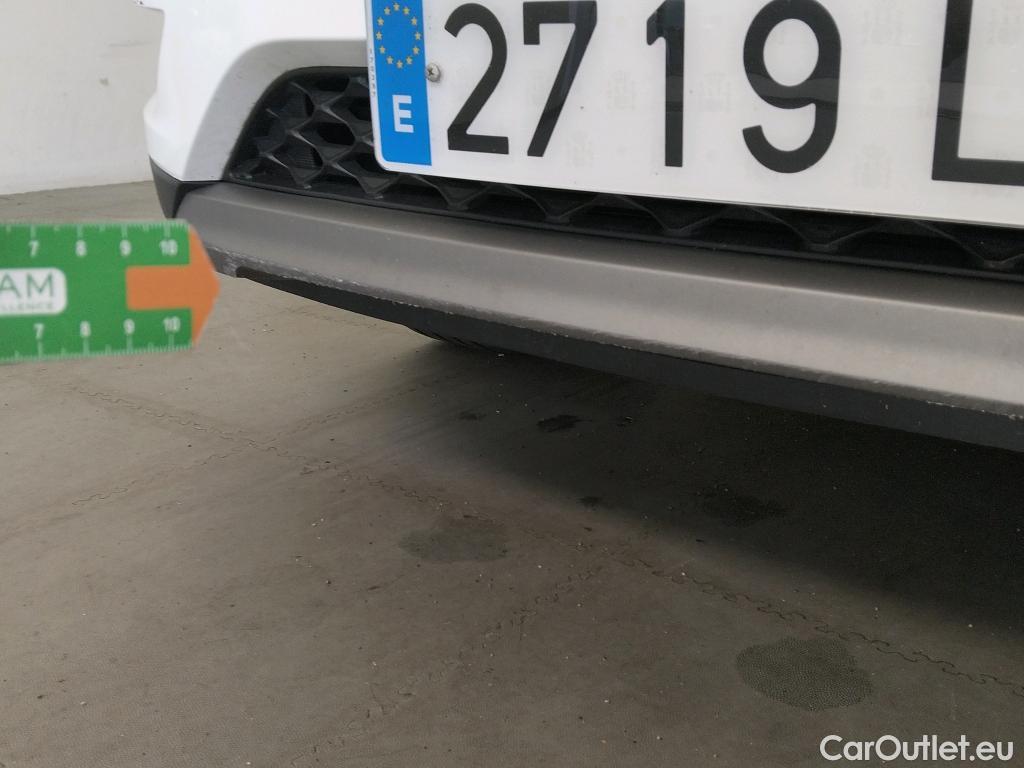  Hyundai  Tucson HYUNDAI  / 2018 / 5P / todoterreno 1.6 CRDI 85kW (116CV) 48V SLE 4X2(SP)(SL) #8