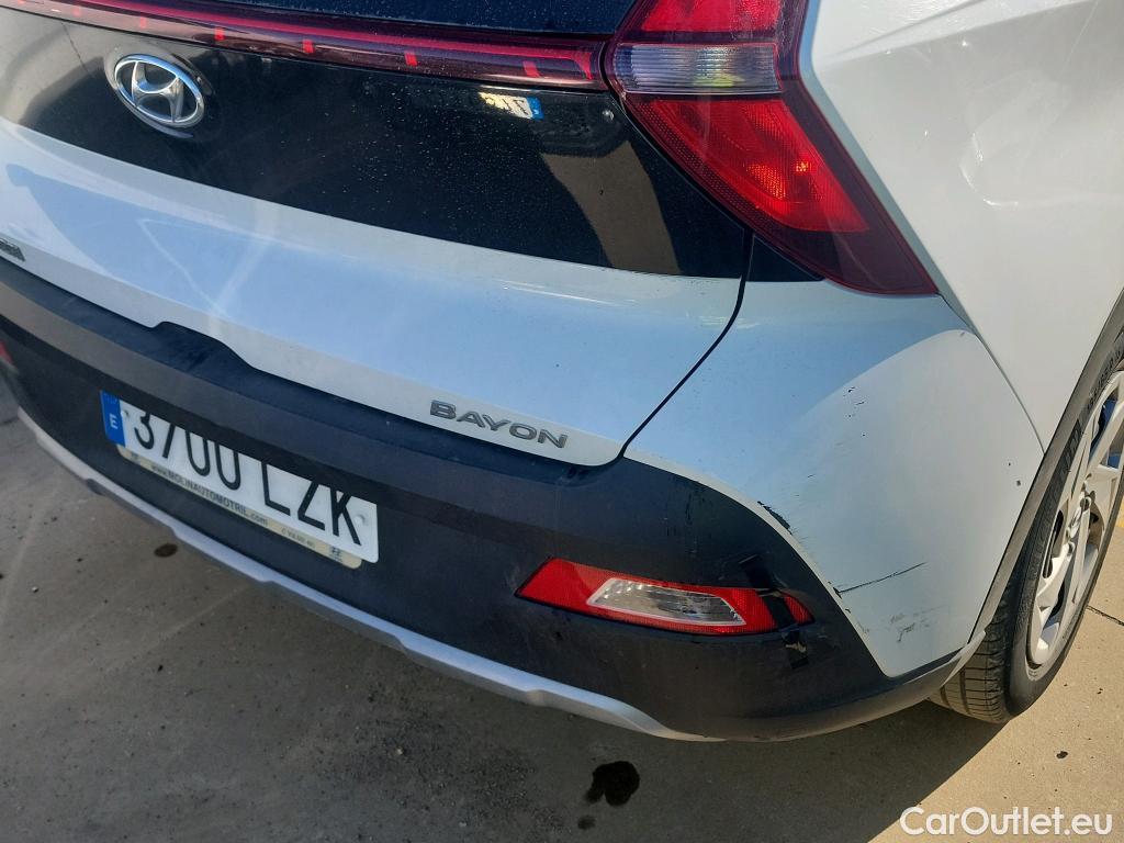  Hyundai  Bayon HYUNDAI  / 2021 / 5P / todoterreno 1.2 MPI Essence #9