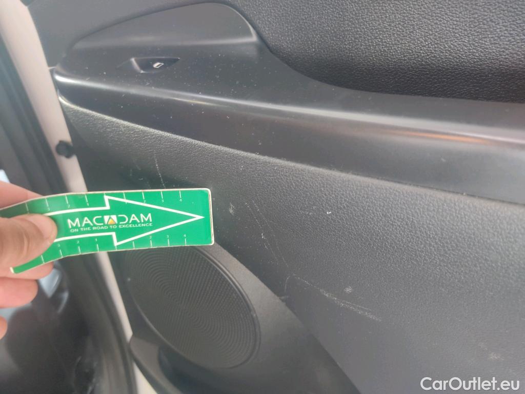  Land Rover  Discovery HYUNDAI Kona / 2020 / 5P / todoterreno 1.0 TGDI Klass 4X2 #19