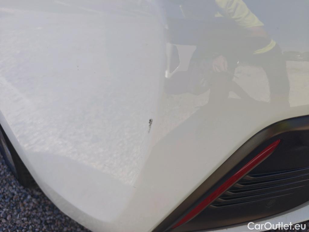  Hyundai   Ioniq HYUNDAI / 2019 / 5P / berlina con portón 1.6 GDI HEV Tecno DCT #19