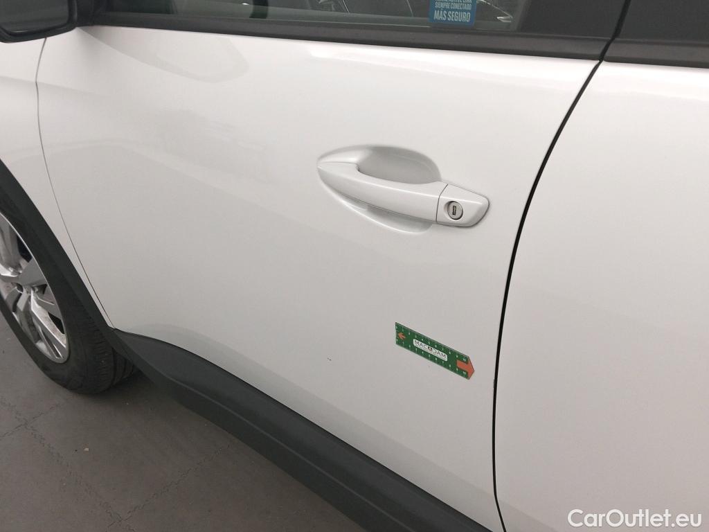  Peugeot  3008  Active Pack 1.5 HDi 130CV E6d #9