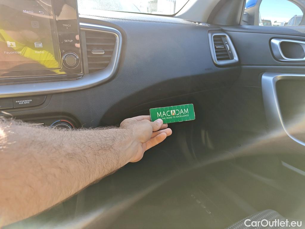  Land Rover  Discovery KIA XCeed / 2019 / 5P / todoterreno 1.0 T-GDi Drive 88kW (120CV) #15