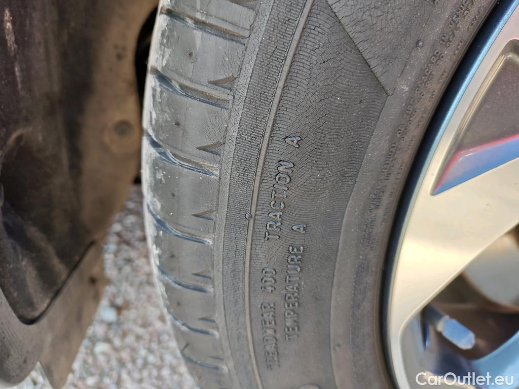  Land Rover  Discovery KIA XCeed / 2019 / 5P / todoterreno 1.0 T-GDi Drive 88kW (120CV) #8