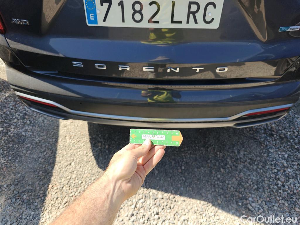  KIA  Sorento  Emotion PHEV 4WD 1.6 T-GDI 180CV AT6 E6d #24