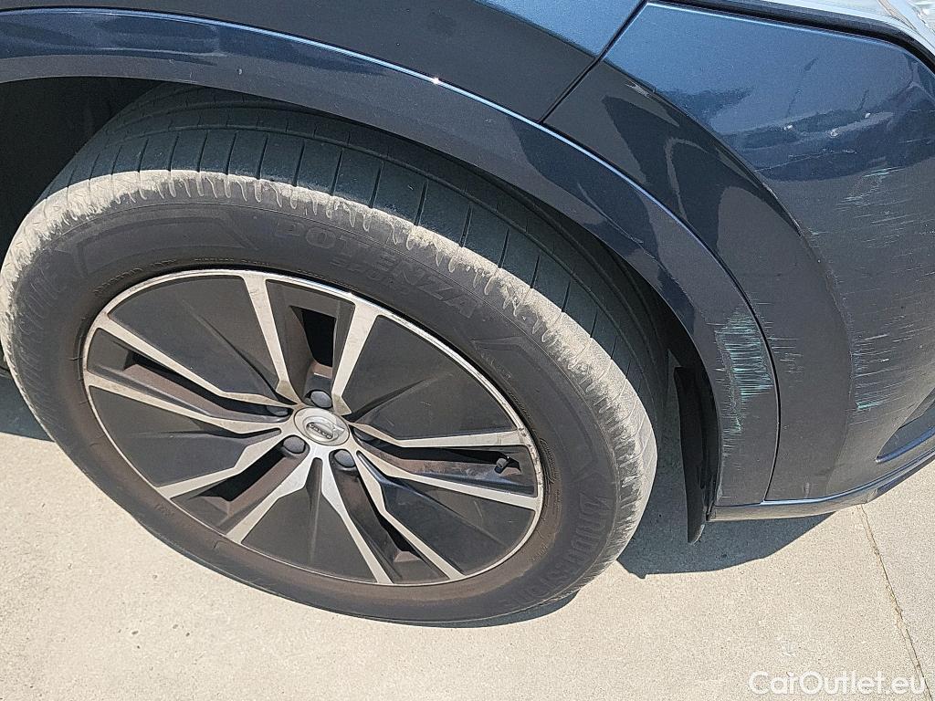  Volvo  XC90  Business Plus AWD 2.0 B5 235CV E6dT #42
