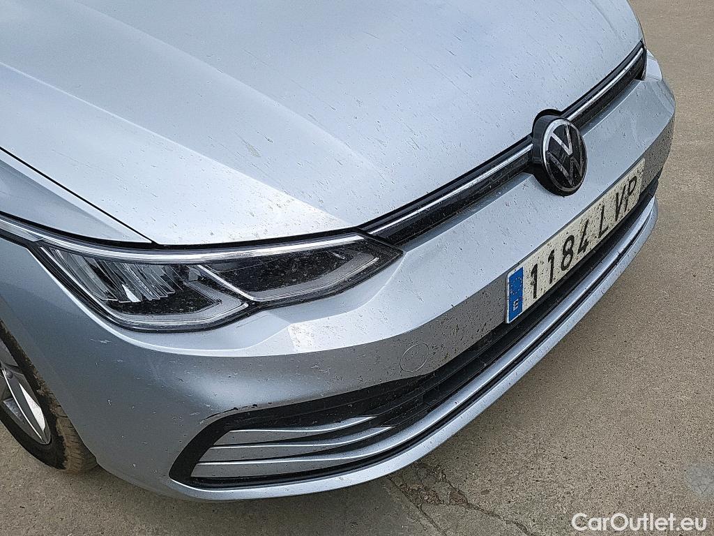  Volkswagen  Golf  VIII Variant Life 2.0 TDI 115CV E6d #13