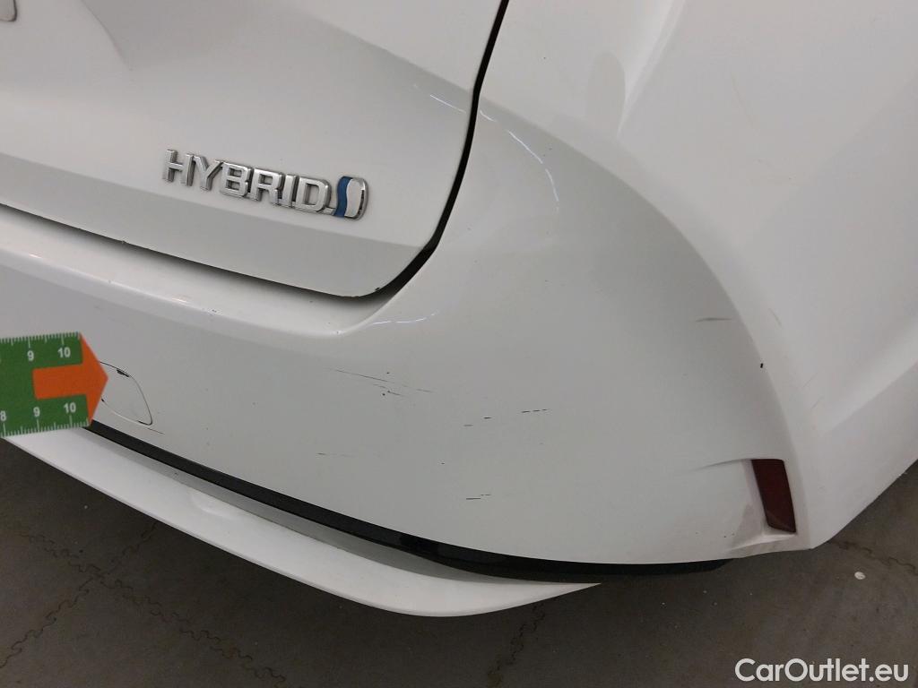  Toyota  Corolla TOYOTA  / 2019 / 5P / familiar 1.8 125H ACTIVE TECH E-CVT TOU SPORT #16