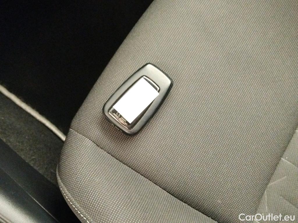  Toyota  Corolla TOYOTA  / 2019 / 5P / familiar 1.8 125H ACTIVE TECH E-CVT TOU SPORT #1