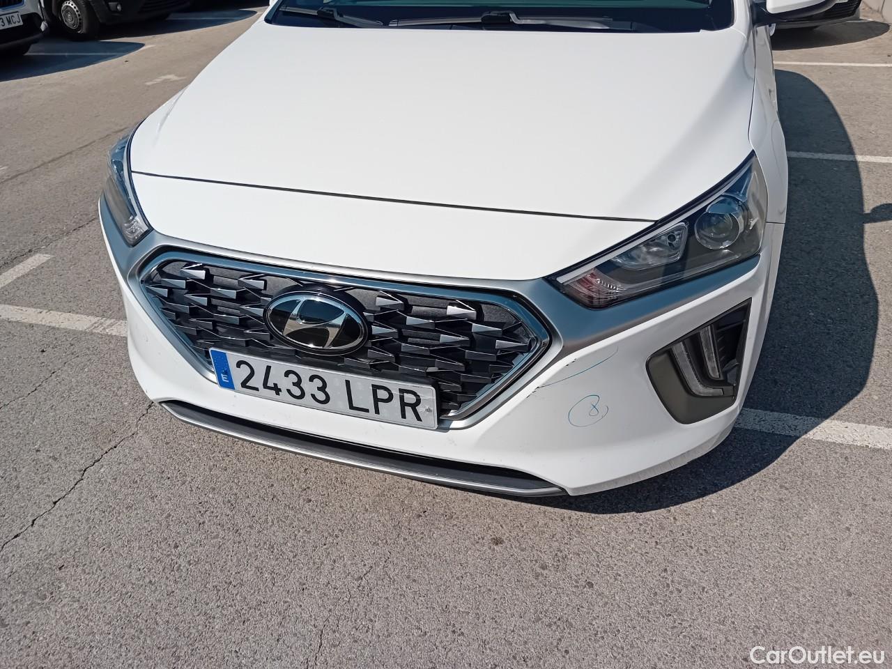  Hyundai   Ioniq HYUNDAI / 2019 / 5P / berlina con portón 1.6 GDI HEV Klass LE DCT #11