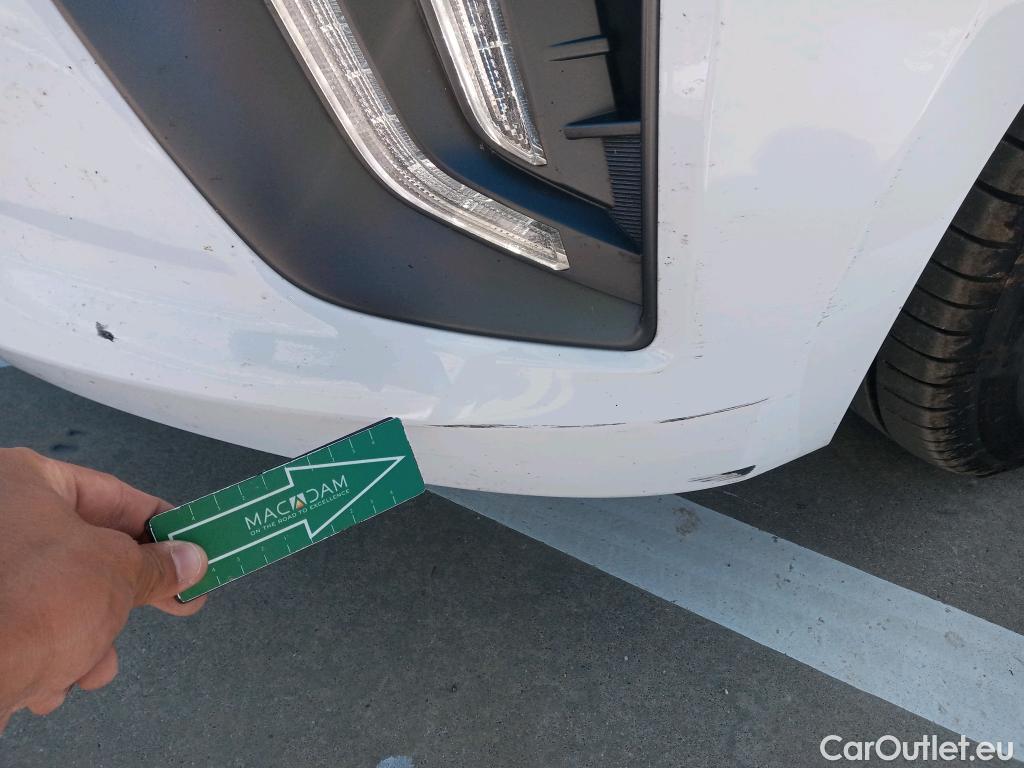  Hyundai   Ioniq HYUNDAI / 2019 / 5P / berlina con portón 1.6 GDI PHEV Tecno DCT #20