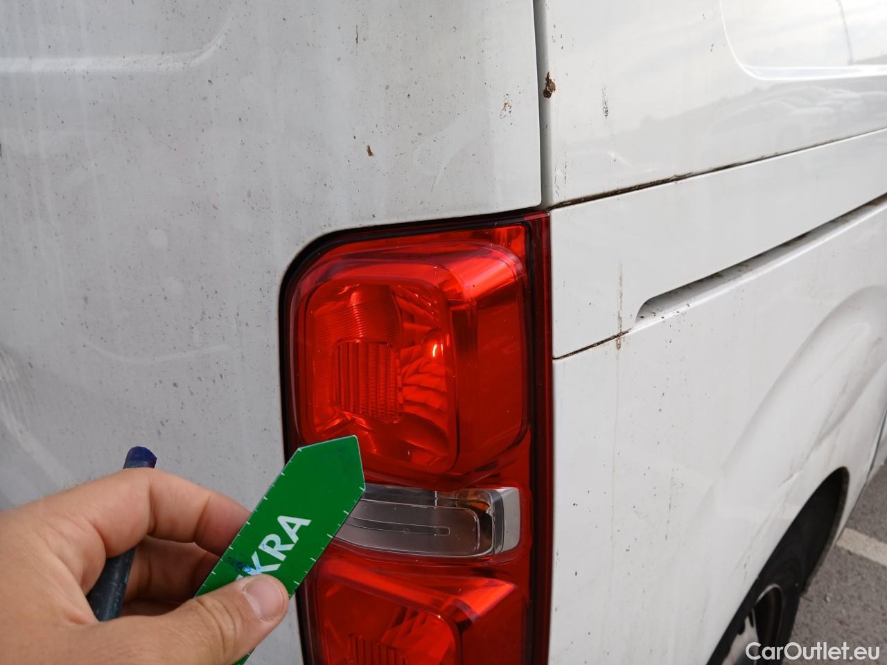  Opel  Vivaro OPEL  / 2019 / 4P / furgón 1.5 Diésel 74kW (100CV) M Std Express (CX) #43