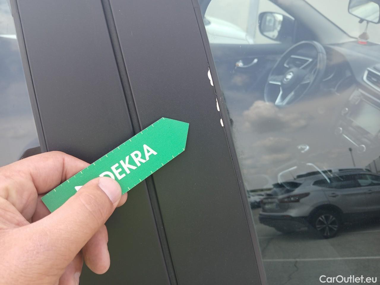  Nissan  Qashqai NISSAN  / 2017 / 5P / todoterreno DIG-T 103 kW (140 CV) E6D ACENTA (AC) #38