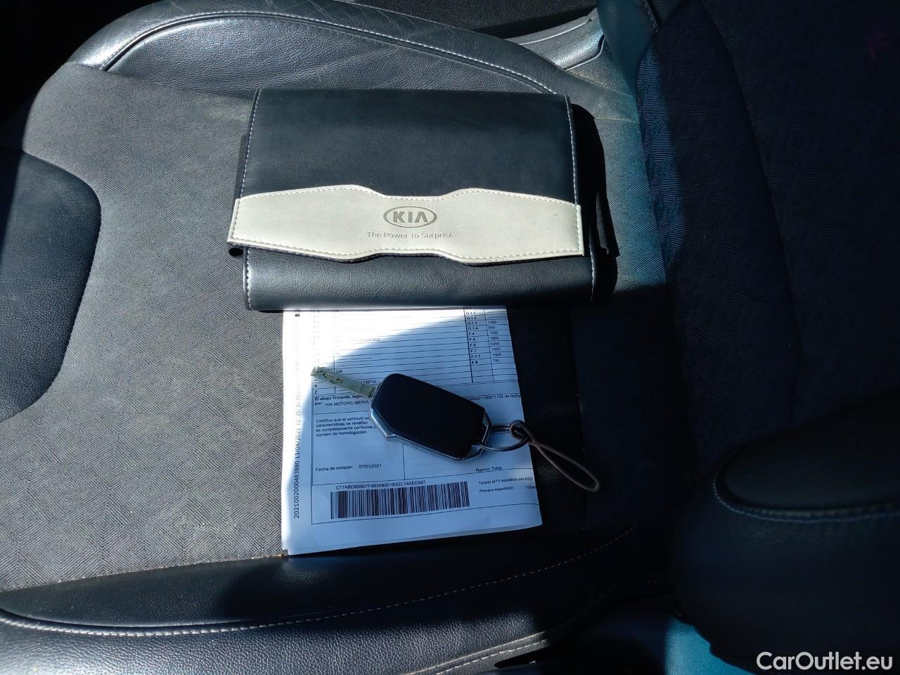  KIA  Niro  Drive 1.6 105CV AT6 E6d  #4