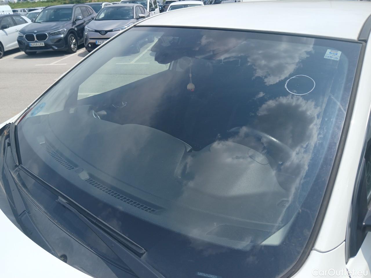  Nissan  Qashqai NISSAN  / 2017 / 5P / todoterreno DIG-T 103 kW (140 CV) E6D ACENTA (AC) #11