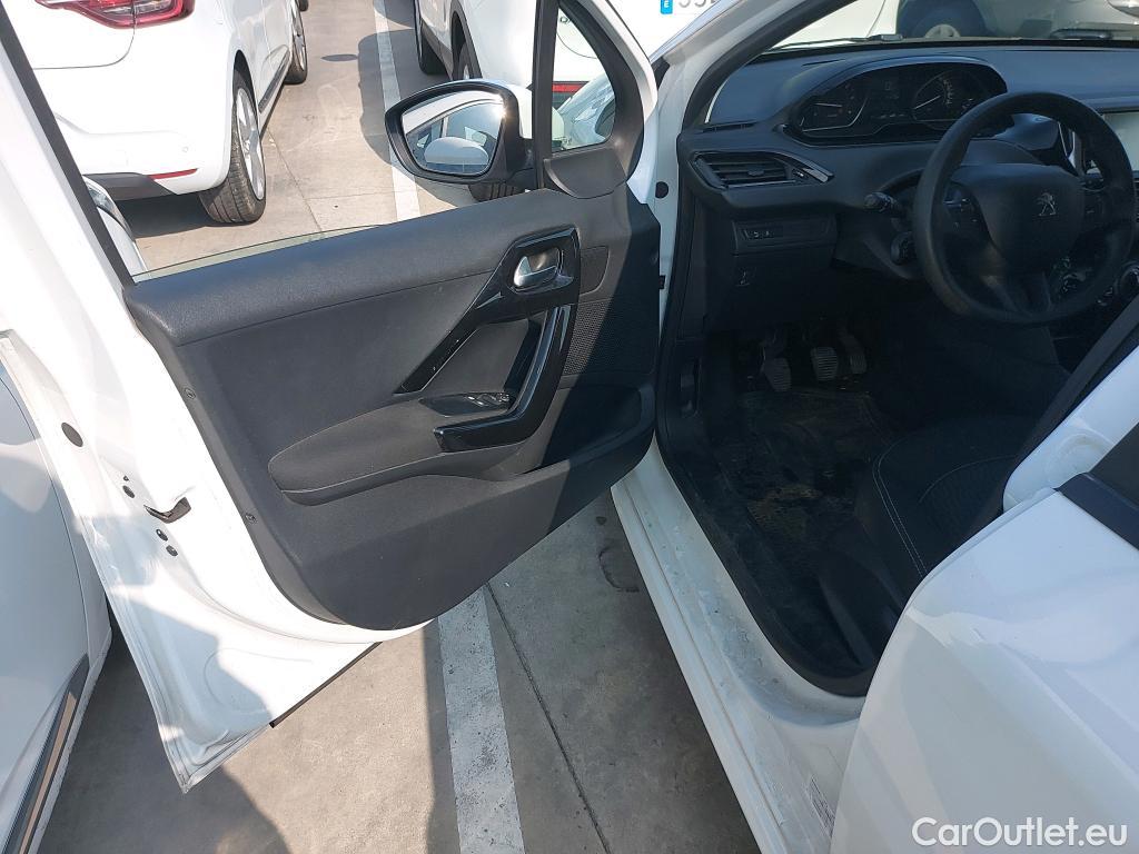  Peugeot  208  Active 1.6 HDi 100CV E6 #16
