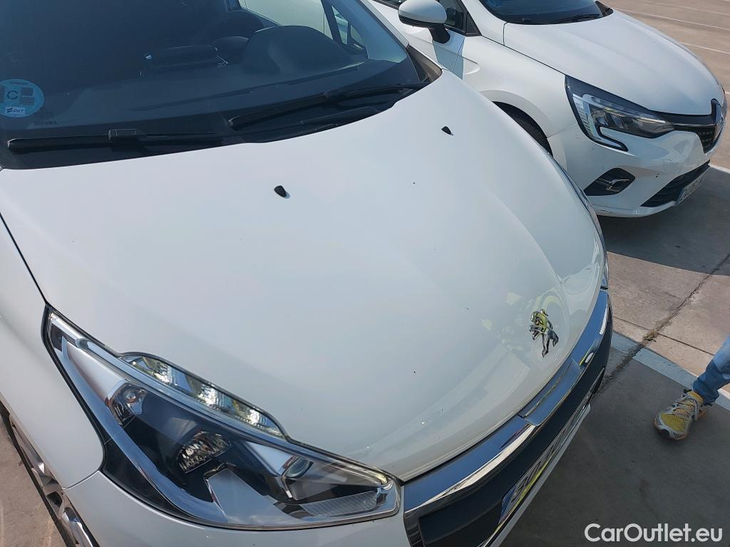  Peugeot  208  Active 1.6 HDi 100CV E6 #6