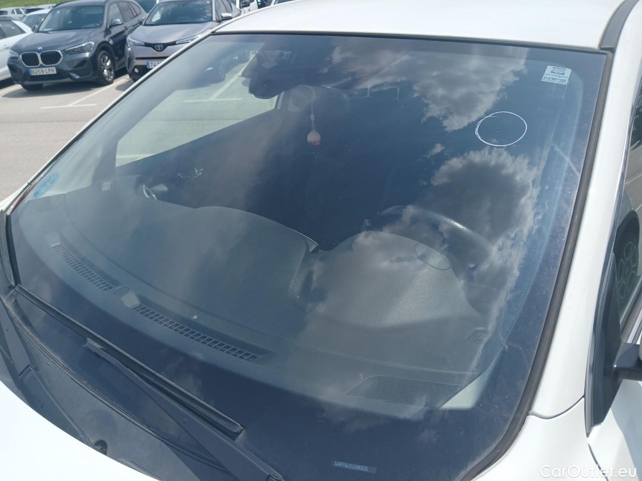  Nissan  Qashqai NISSAN  / 2017 / 5P / todoterreno DIG-T 103 kW (140 CV) E6D ACENTA (AC) #9
