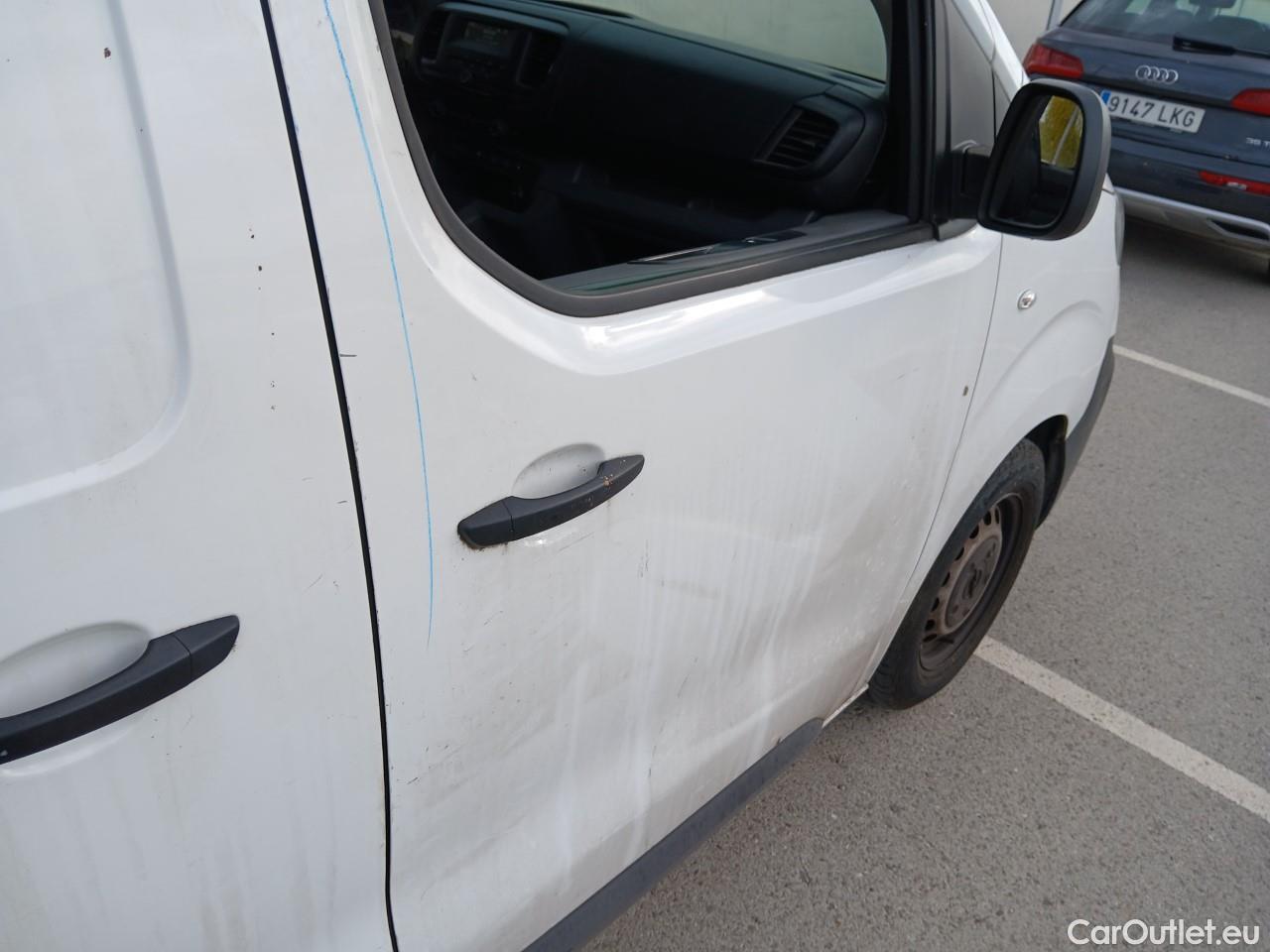  Opel  Vivaro OPEL  / 2019 / 4P / furgón 1.5 Diésel 74kW (100CV) M Std Express (CX) #55