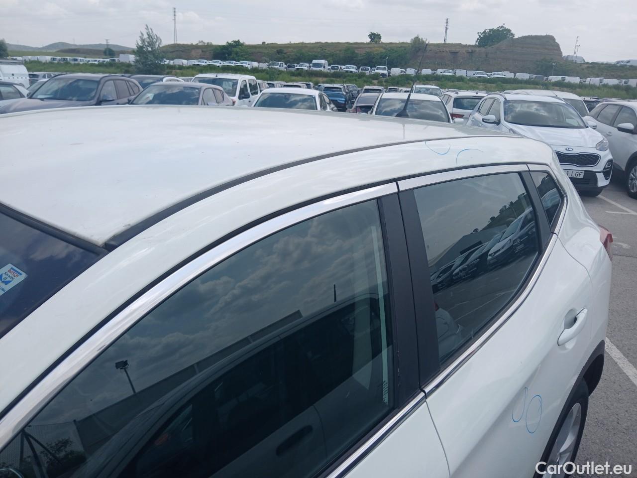  Nissan  Qashqai NISSAN  / 2017 / 5P / todoterreno DIG-T 103 kW (140 CV) E6D ACENTA (AC) #34