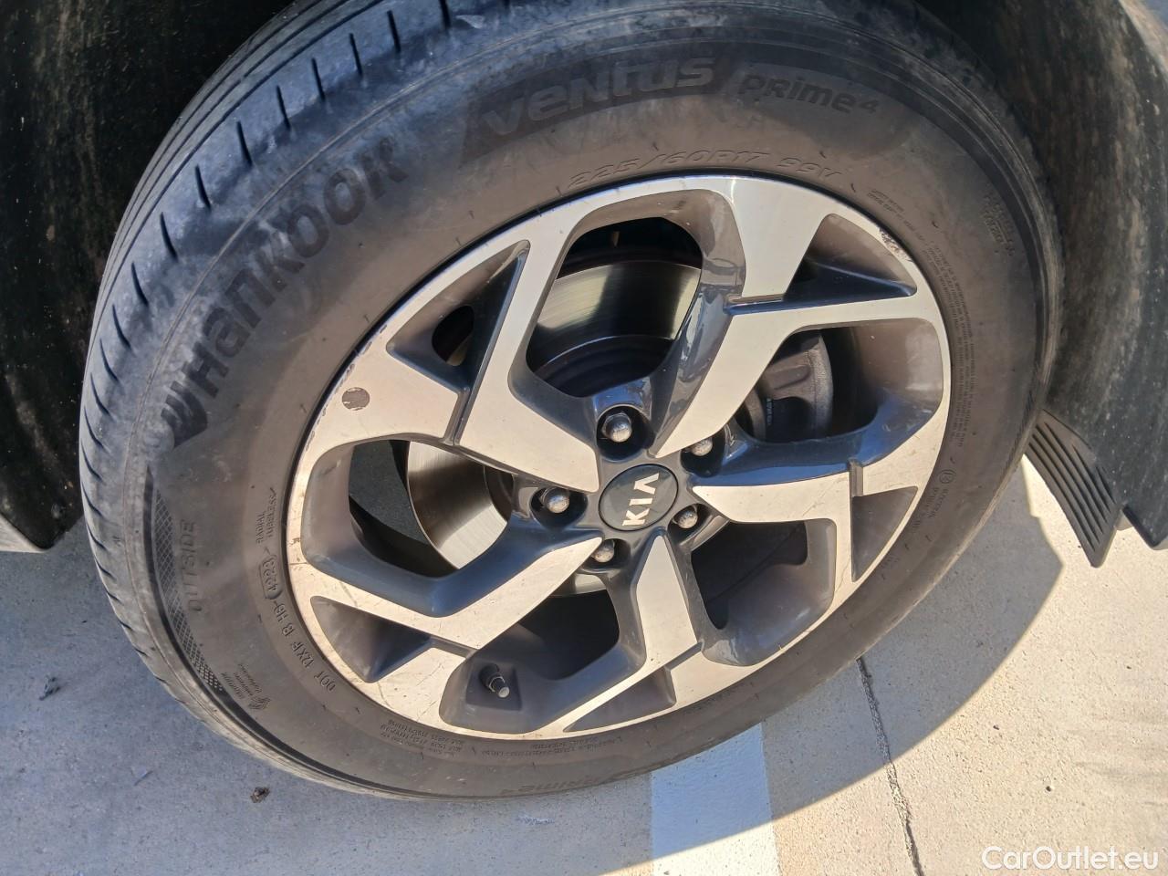  KIA  Sportage KIA  / 2018 / 5P / todoterreno 1.6 MHEV Drive Plus 100kW (136CV) 4x2 #22