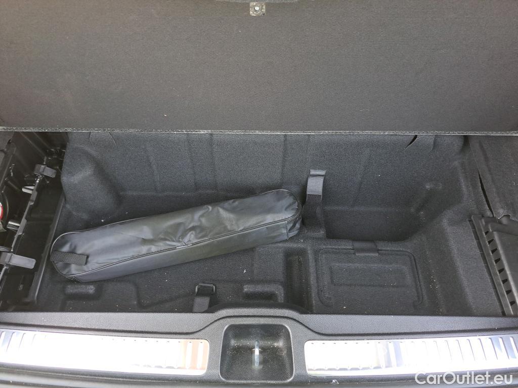  Mercedes  G-Klasee Clase GLC GLC 300 e 4Matic (253.953) 2.0 320CV E6d #4