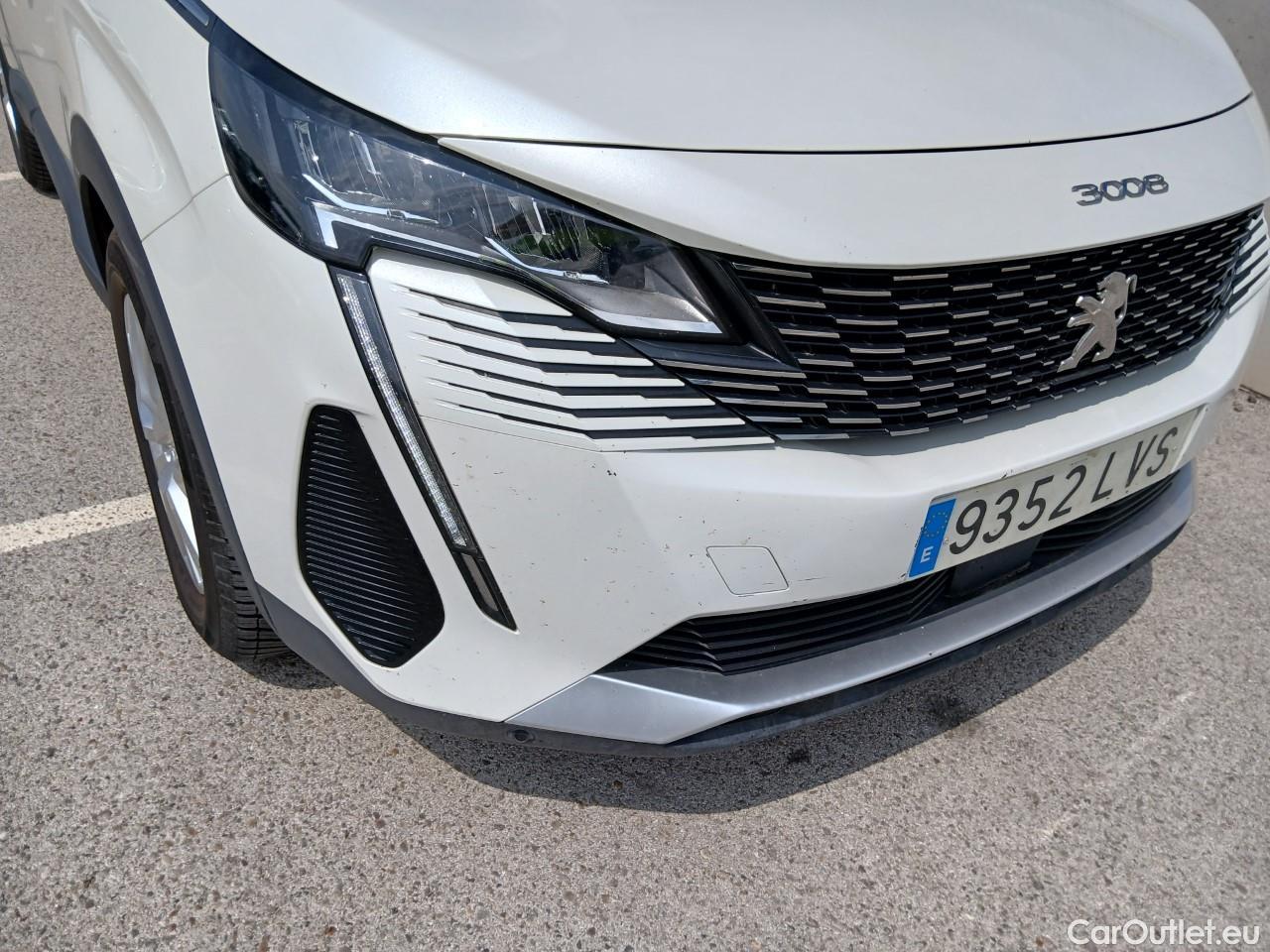  Peugeot  3008  Active Pack 1.5 HDi 130CV E6d #8