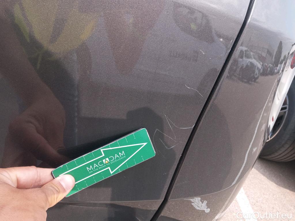  Peugeot  3008  Active Pack 1.5 HDi 130CV MT6 E6d #1