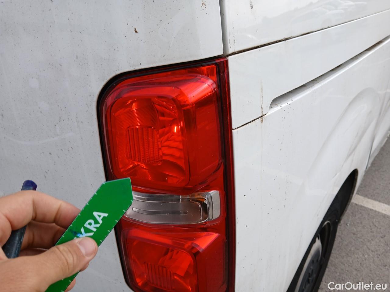  Opel  Vivaro OPEL  / 2019 / 4P / furgón 1.5 Diésel 74kW (100CV) M Std Express (CX) #42
