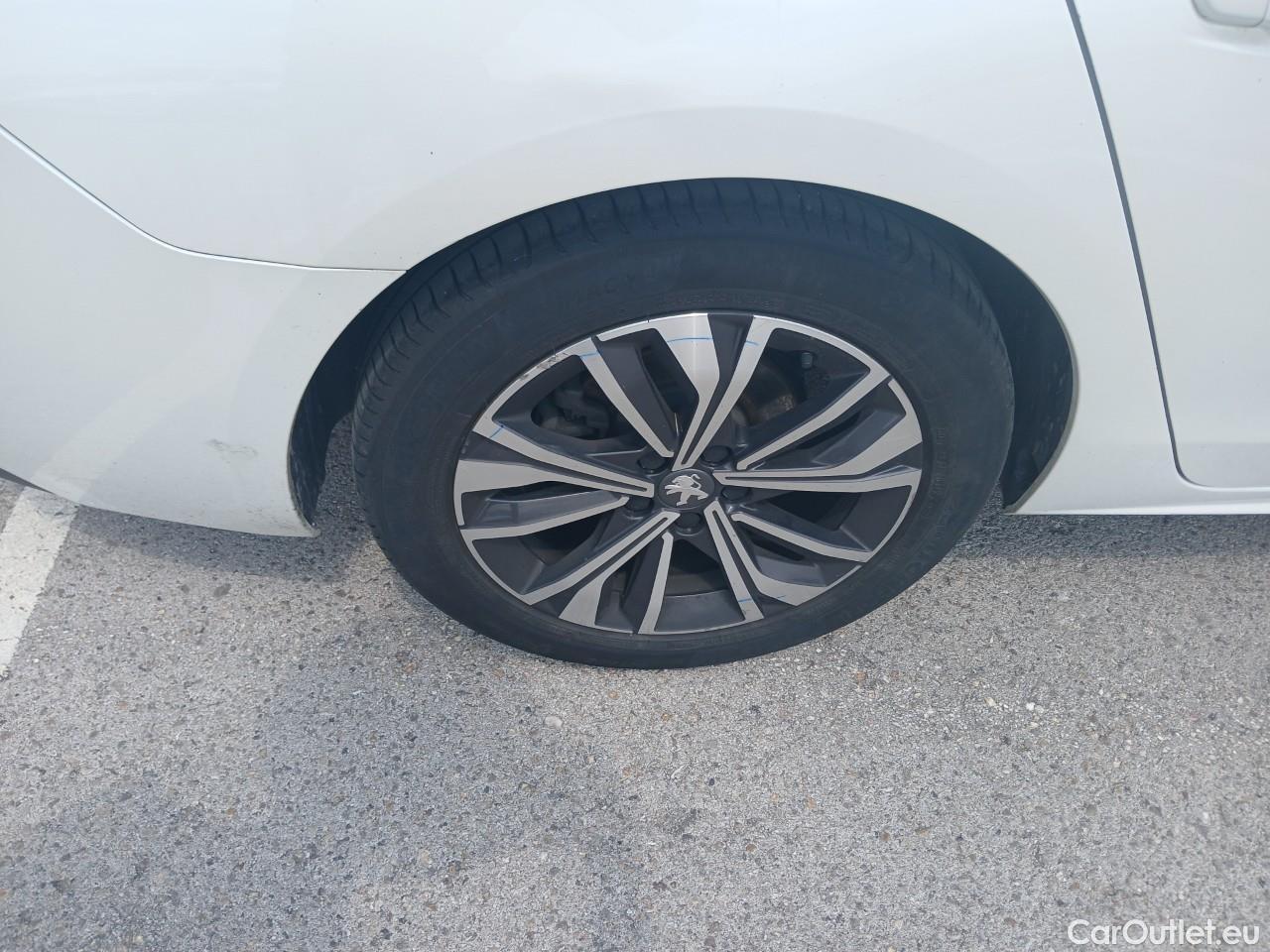  Peugeot  508  Allure Pack 1.5 HDi 130CV E6d #38