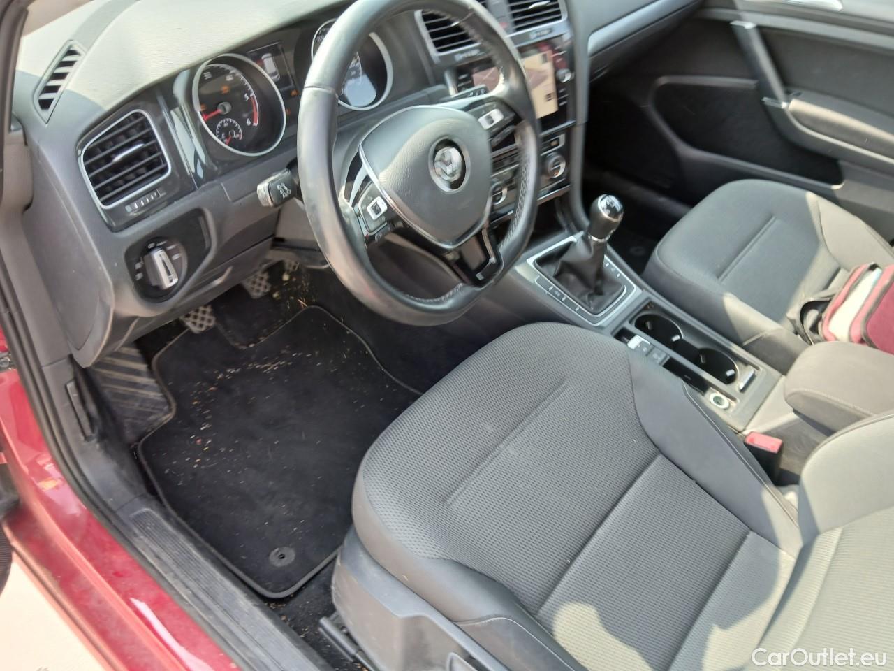  Volkswagen  Golf  VII Variant Advance BMT 2.0 TDI 150CV E6dT #10