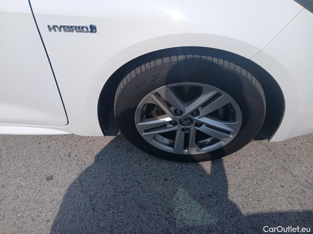  Toyota  Corolla TOYOTA  1.8 125H ACTIVE TECH E-CVT (AC3) #25