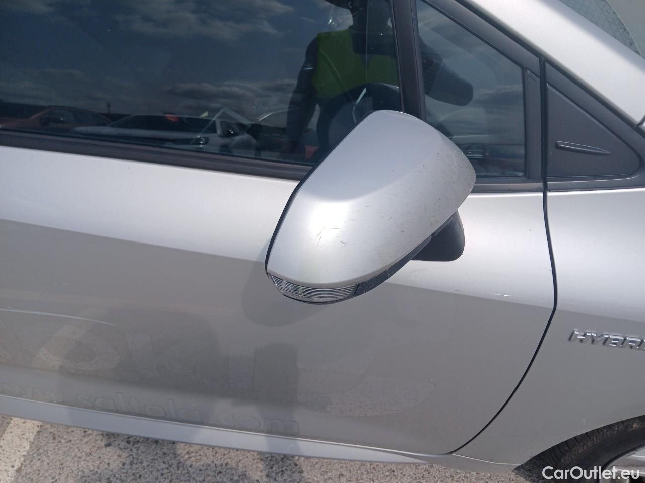  Toyota  Corolla TOYOTA  1.8 125H ACTIVE TECH E-CVT #53