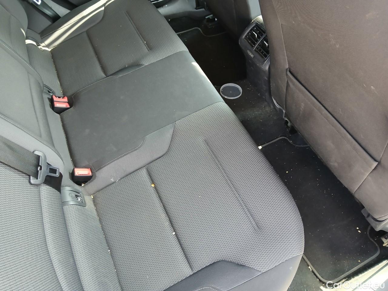  Volkswagen  Golf  VII Variant Advance BMT 2.0 TDI 150CV E6dT #8