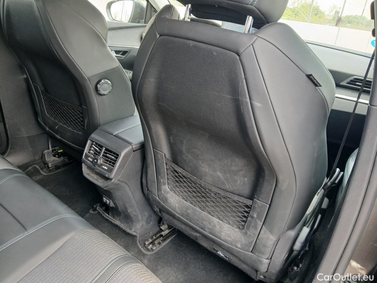  Land Rover  Discovery PEUGEOT 3008 Hybrid / 2020 / 5P / todoterreno 225 e-EAT8 Allure Pack #15