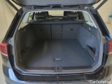  Volkswagen  Passat Volkswagen  Variant 1.5 TSI EVO 150 KM DSG Business 5d #9