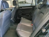  Volkswagen  Passat Volkswagen  Variant 1.5 TSI EVO 150 KM DSG Business 5d #12