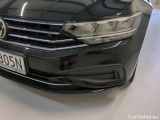  Volkswagen  Passat Volkswagen  Variant 1.5 TSI EVO 150 KM DSG Business 5d #52