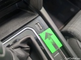  Volkswagen  Passat Volkswagen  Variant 2.0 TDI EVO 150 KM DSG Business 5d #32
