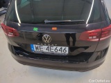  Volkswagen  Passat Volkswagen  Variant 2.0 TDI EVO 150 KM DSG Business 5d #59