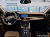  Alfa Romeo   STELVIO ALFA ROMEO / 2017 / 5P / SUV 2.2 TURBO DIESEL 160CV BUSINESS AT8 RWD #3