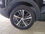  Peugeot  3008 PEUGEOT  / 2016 / 5P / SUV BLUEHDI 130 EAT8 SeS ALLURE #18